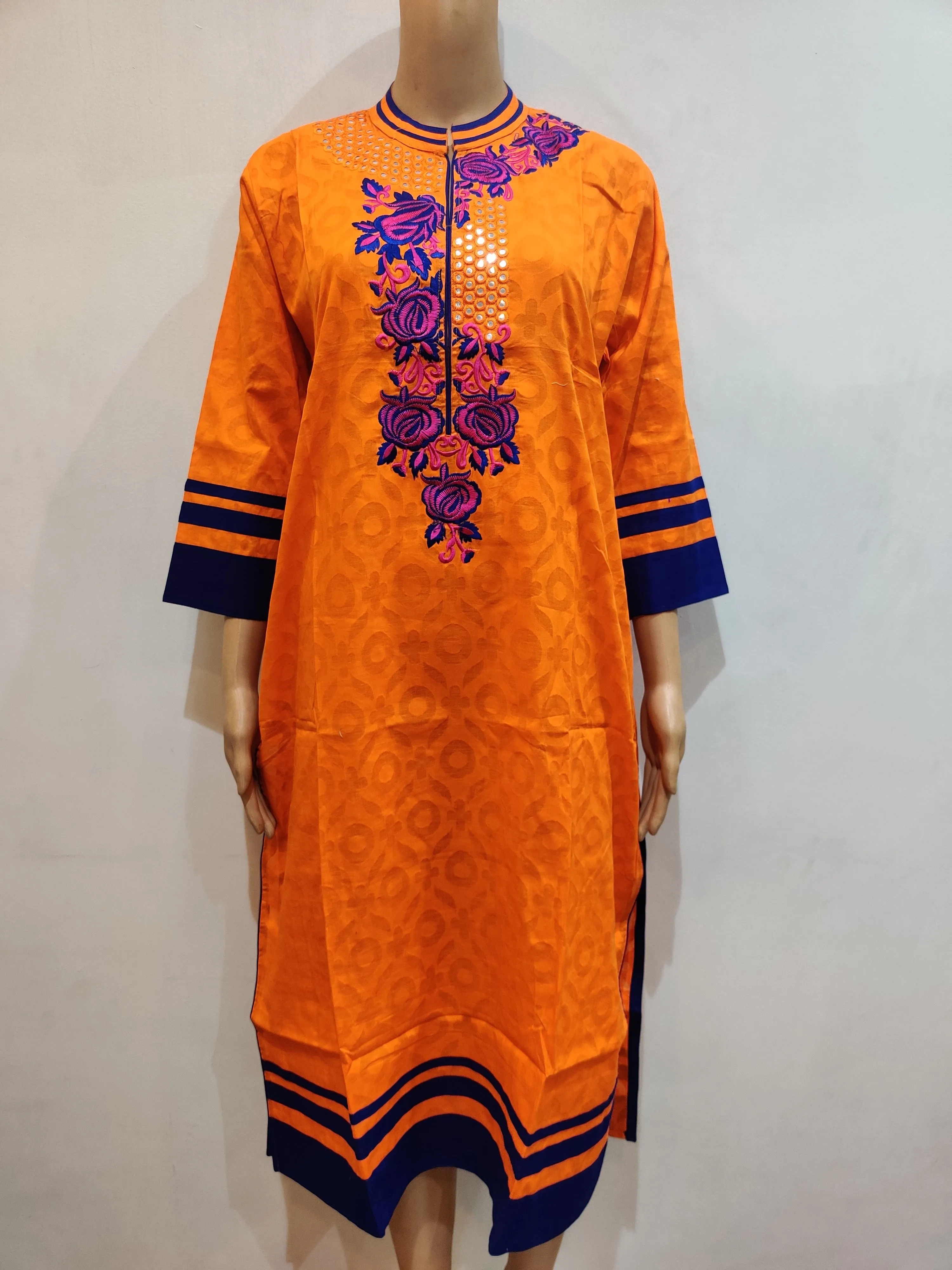 Beauty Bush Kurti